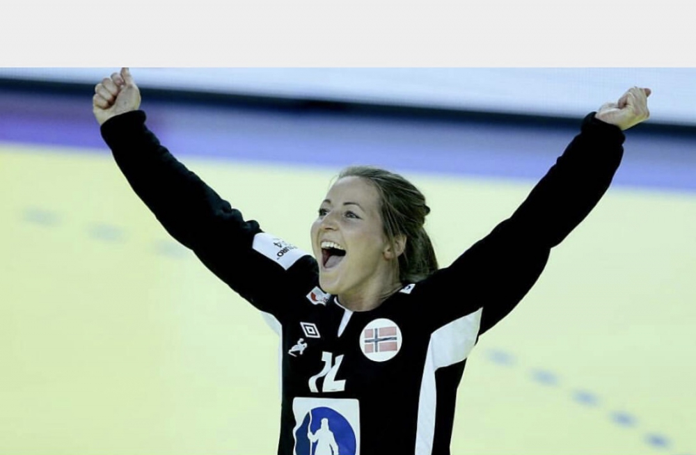 Solberg aláírt